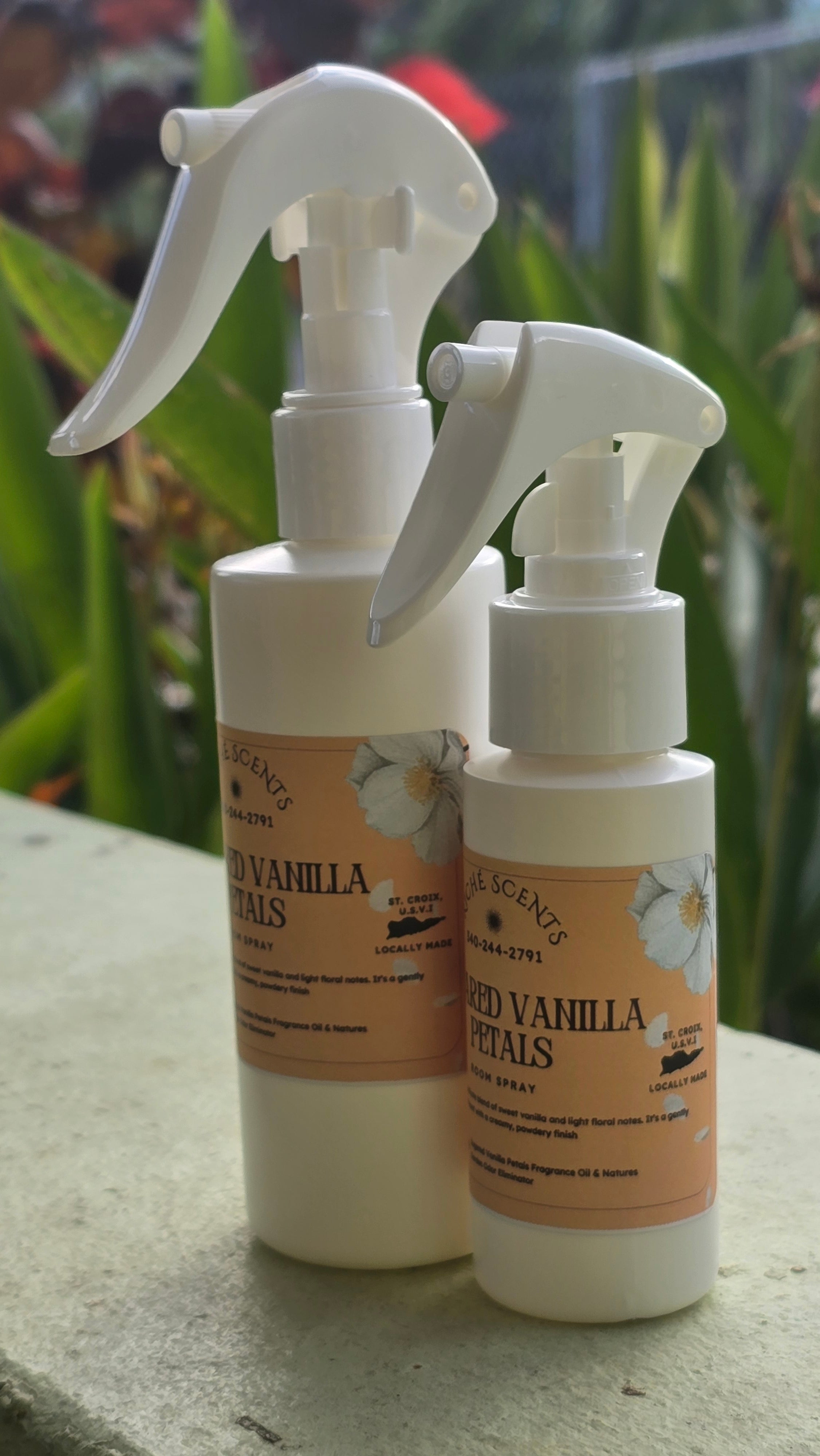 Sugared Vanilla Petals - Room